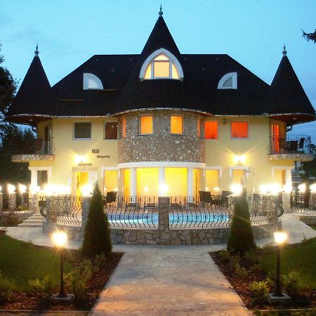 Villa Margarita Siófok Esterno foto