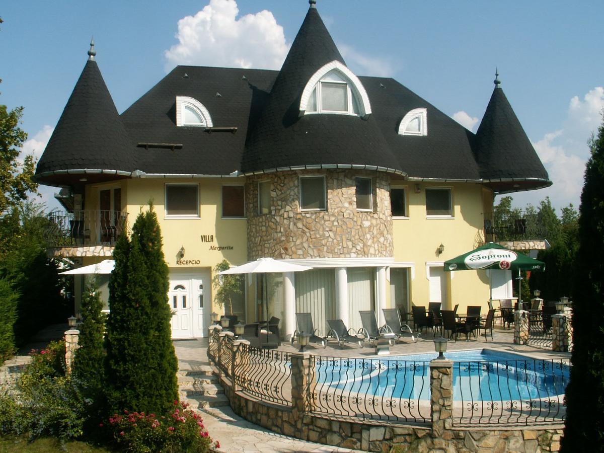 Villa Margarita Siófok Esterno foto