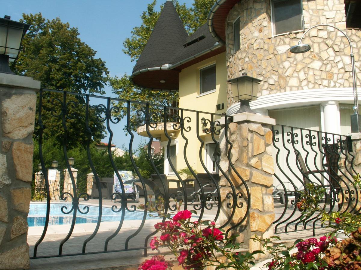 Villa Margarita Siófok Esterno foto